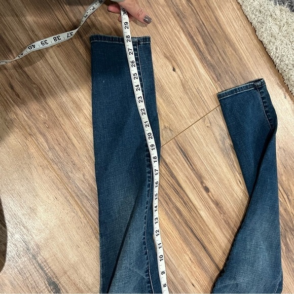 Abercrombie & Fitch Super Skinny Mid Rise Jean - Picture 6 of 8